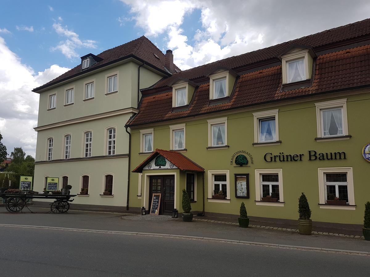 Traditionsgasthof Gruener Baum 巴特司塔福斯坦 外观 照片