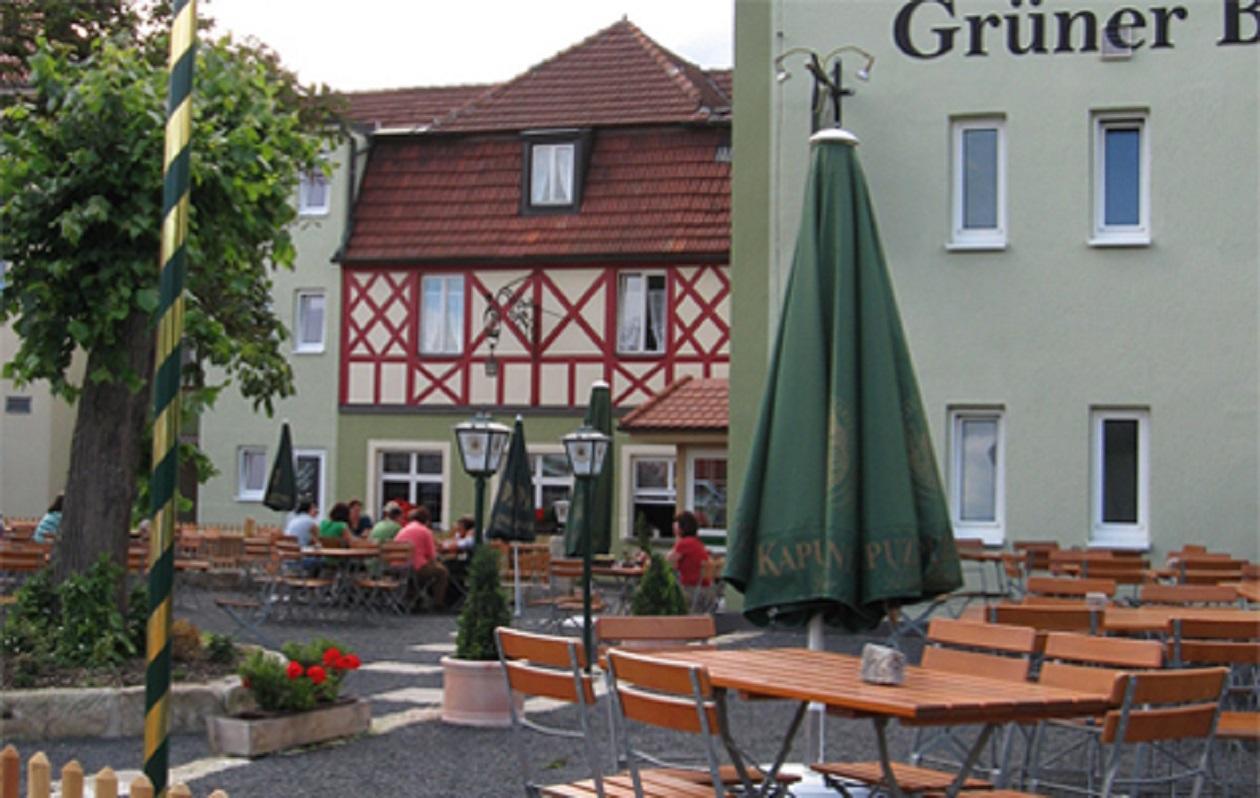 Traditionsgasthof Gruener Baum 巴特司塔福斯坦 外观 照片