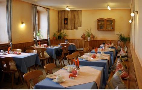 Traditionsgasthof Gruener Baum 巴特司塔福斯坦 外观 照片